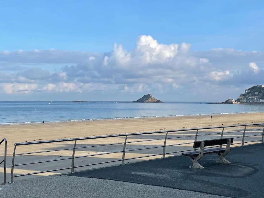 Grande Maison Neuve A 100 M De La Plage プレヌフ・ヴァル・アンドレ エクステリア 写真